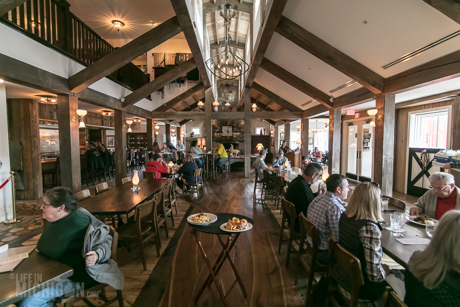 White Horse Inn in Metamora Life In Michigan