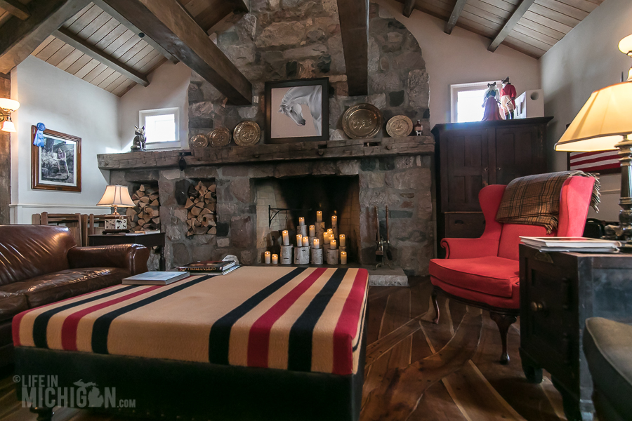 White Horse Inn in Metamora Life In Michigan