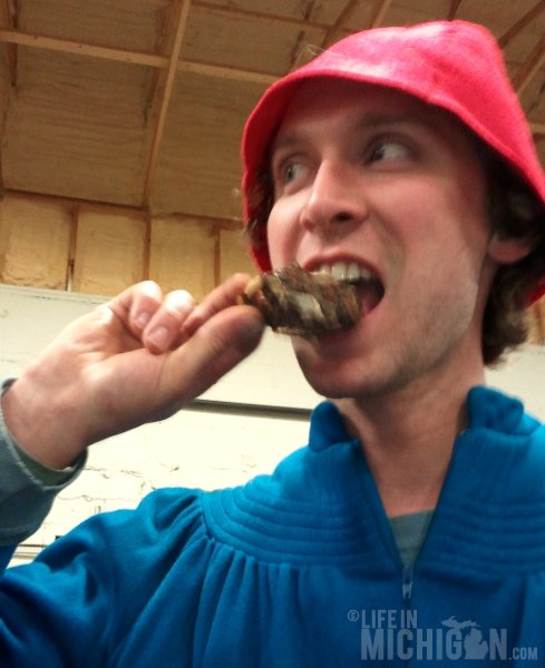 Blackrock brewer eating a Muskrat Head 