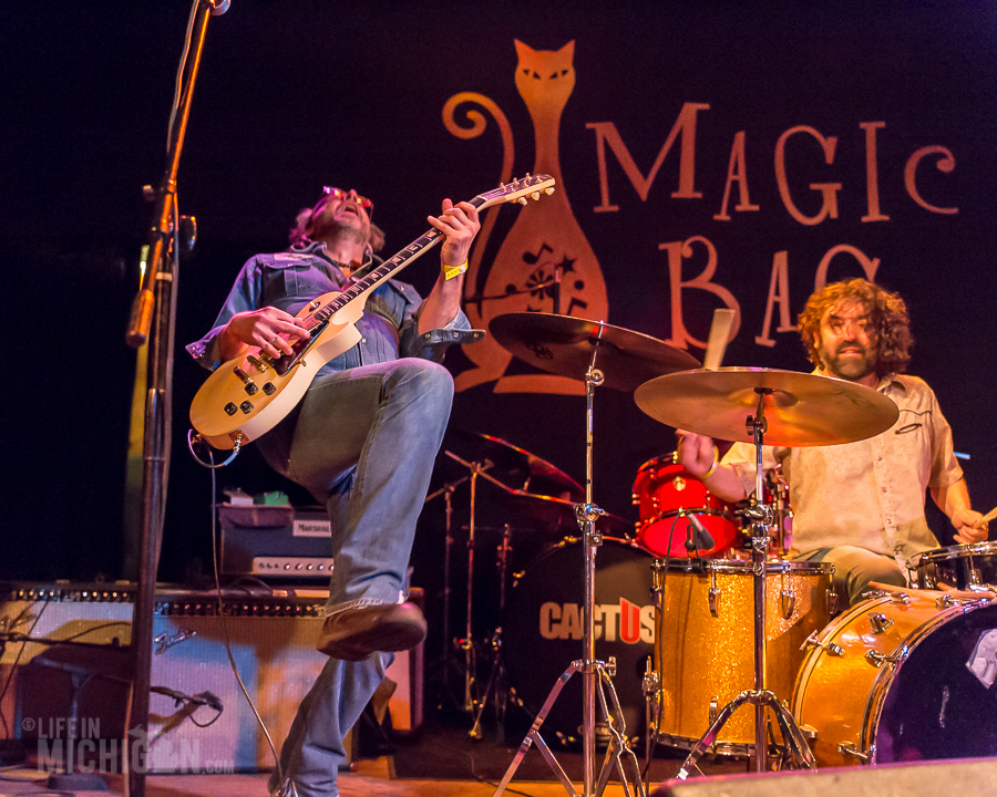 Straight Up Boogaloo TheMuggs-MagicBag-Ferndale_MI-20150412-28