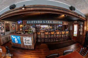 Clifford-Lake-Inn-4