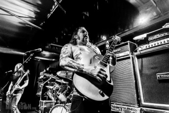 High On Fire - Loving Touch - 2015